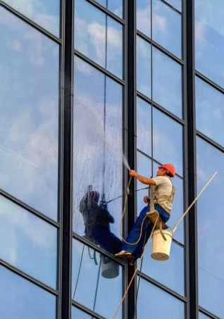 市内医院外墙清洁 玻璃幕墙清洗保洁 高新西区外墙清洗